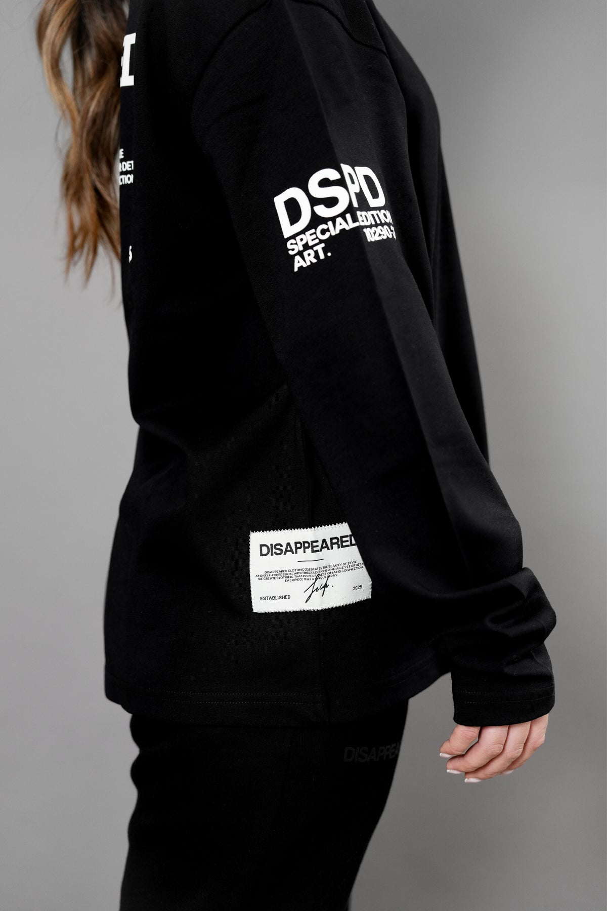 SIGNATURE Long Sleeve - Black
